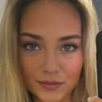 Laura Bauer Desnuda