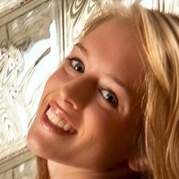 Laura Lynn Desnuda