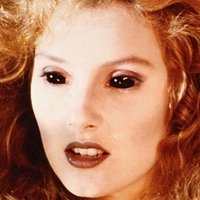 Laura Schaefer Desnuda