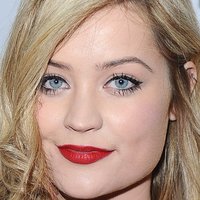 Laura Whitmore Desnuda