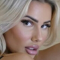 Lauramarialee Desnuda