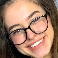 Lea Elui Desnuda