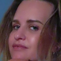 leahlucciano Desnuda