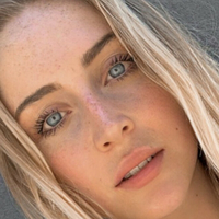 Lealiaa Desnuda