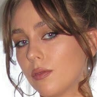 Leanne Fabian Desnuda