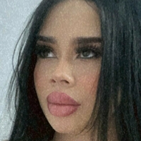 leisyniss Desnuda