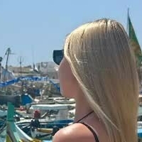 Lena Moczarska Desnuda