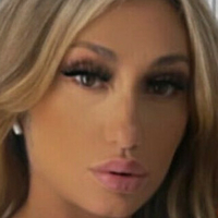 Lexistacks Desnuda