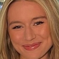 Lia Lewis Desnuda