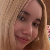 Lil Tay Desnuda