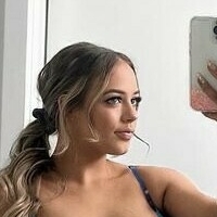 Lillie Hawkes Desnuda