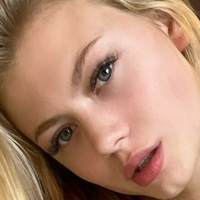 LillieShaww Desnuda