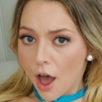 Lily Larimar Desnuda