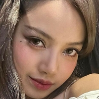 Lisa Manoban Desnuda