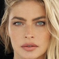 Lisa Seiffert Desnuda