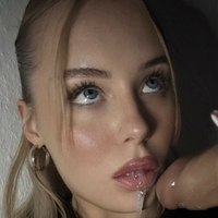 louvenz Desnuda