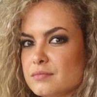 Lua Blanco Desnuda