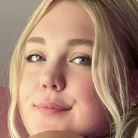 Lxves Desnuda