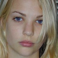 Lyndall Jarvis Desnuda