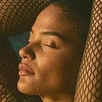 Mahina Florence Desnuda