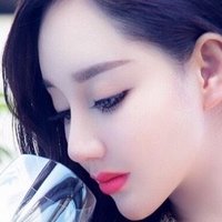Mai Ping Guo Desnuda