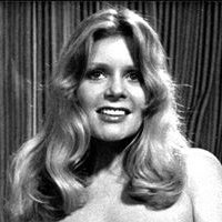 Mary Millington Desnuda