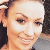 Mia Gucek Desnuda