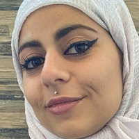 Mia Niqab Desnuda