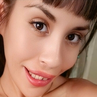 mia64 Desnuda