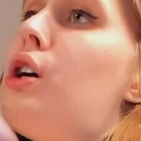 miabond_ Desnuda