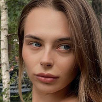 mihalina Desnuda