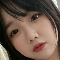 Mika Ying Desnuda