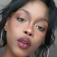 Mila Mars Desnuda