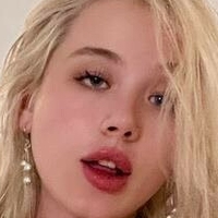 Milla Royce Desnuda
