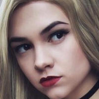 Mina Kess Desnuda