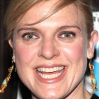 Molly Price Desnuda