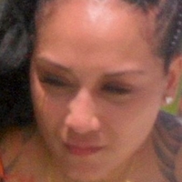 Nia Guzman Desnuda
