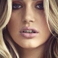 Nicole Neal Desnuda