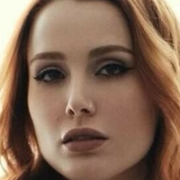 Nicole Vincenti Desnuda