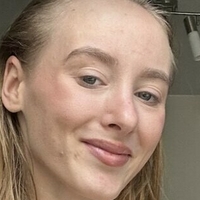 Nikitaxeniaklimek Desnuda