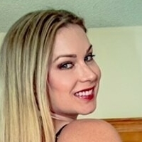 Nikki Baker Desnuda