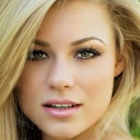 Nikki Leigh Desnuda