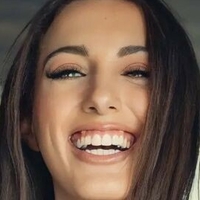 NIkkole Teja Desnuda