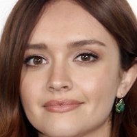 Olivia Cooke Desnuda