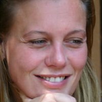 Pascale Devigne Desnuda
