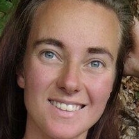 Paulas Abenteuer Desnuda