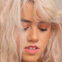 Peach Kennedy Desnuda