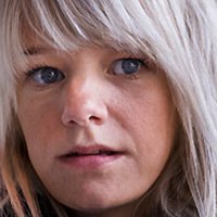 Pernille Vallentin Desnuda