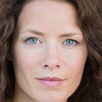 Pia Baresch Desnuda