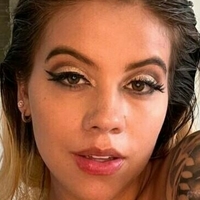 Pinky Pussyy Desnuda